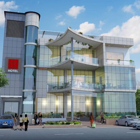 Hotel Mahendra Plaza Hardoi Екстер'єр фото